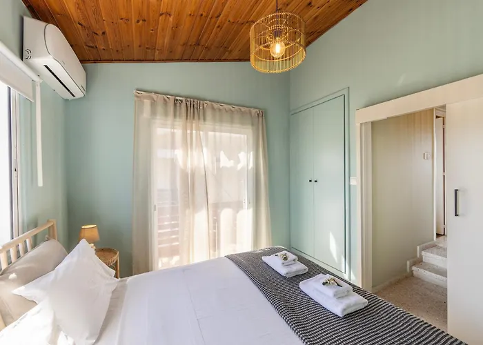 Laranca Oneiro Seaside Willa *