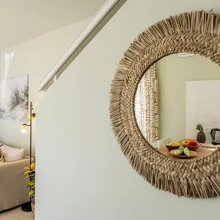 Laranca Oneiro Seaside Villa
