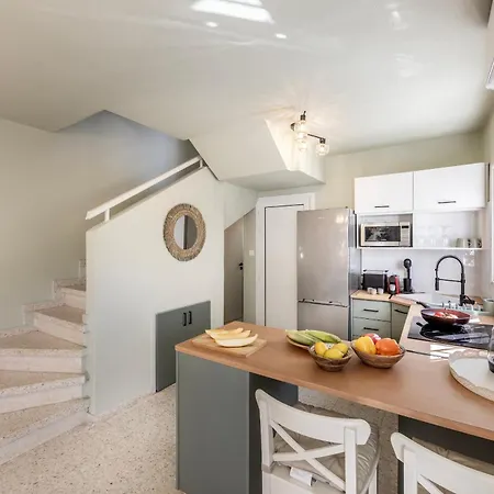 Laranca Oneiro Seaside Perivolia