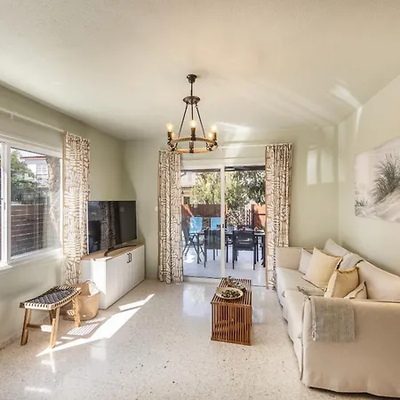 Laranca Oneiro Seaside *