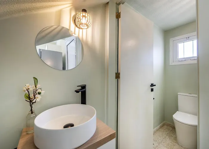 Laranca Oneiro Seaside *