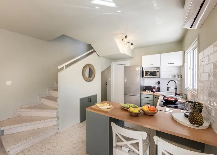 Laranca Oneiro Seaside Perivolia